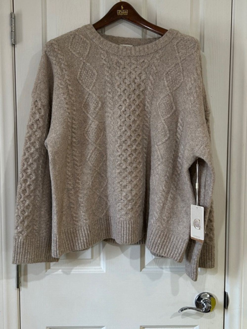 Cyrus Taupe Cable-Knit Crewneck Sweater NWT Large